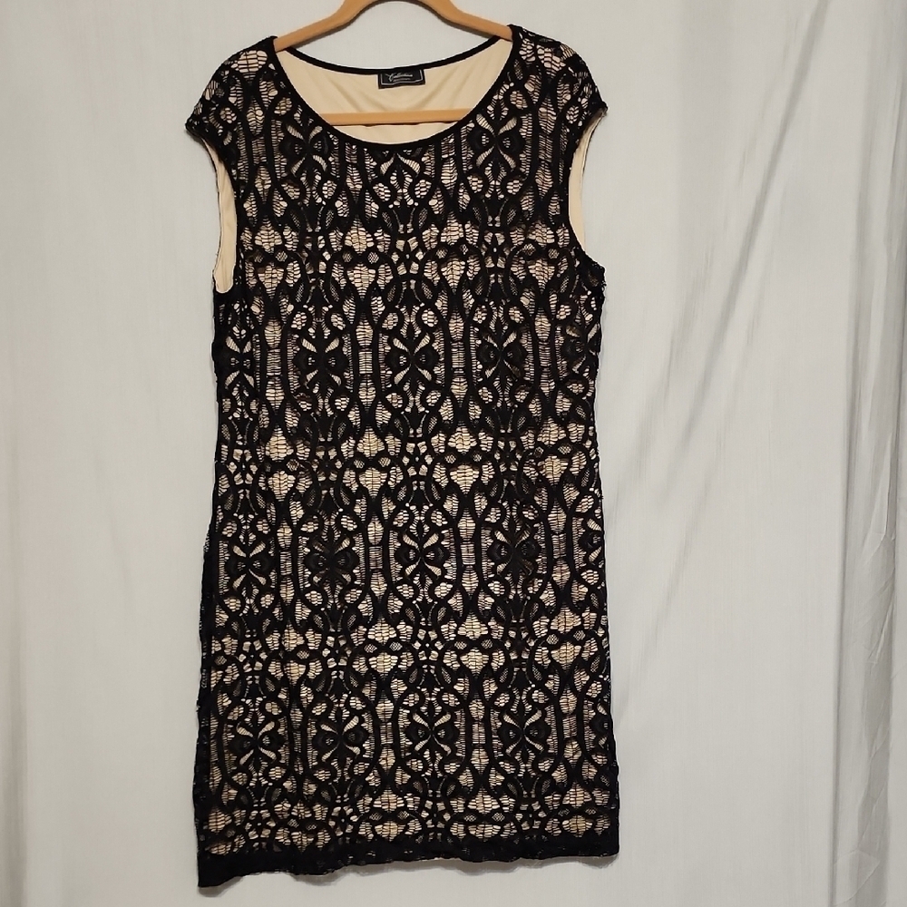 Dressbarn Black & Tan Lace Sheath Midi Dress Cap Sleeve Women's Plus Size 20